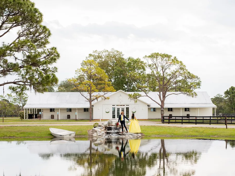 A lakeside wedding photoshoot at Everafter Farms Ranch in Indiantown, Florida
