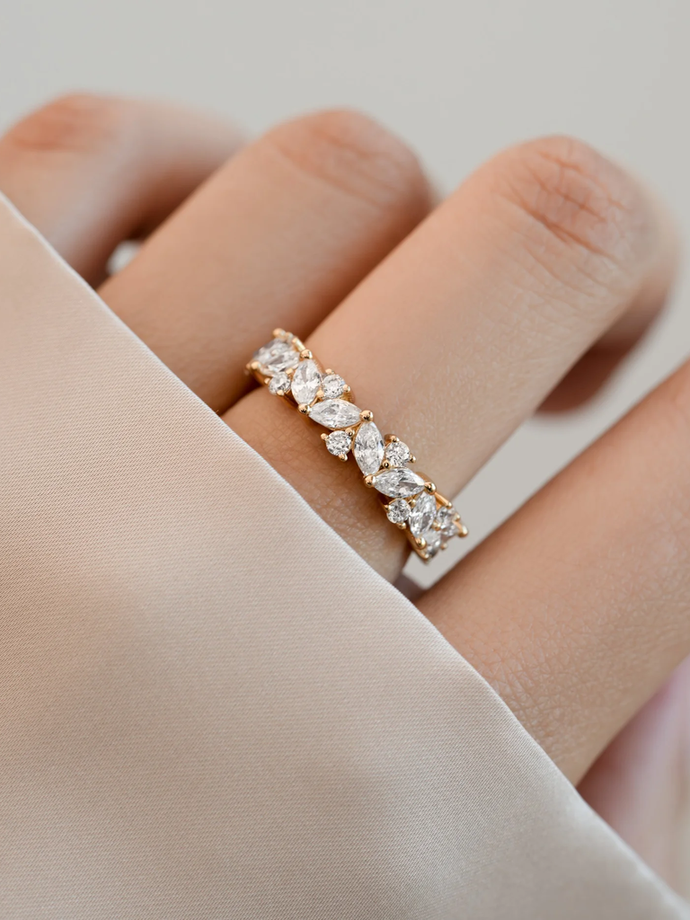 Multi-stone ring