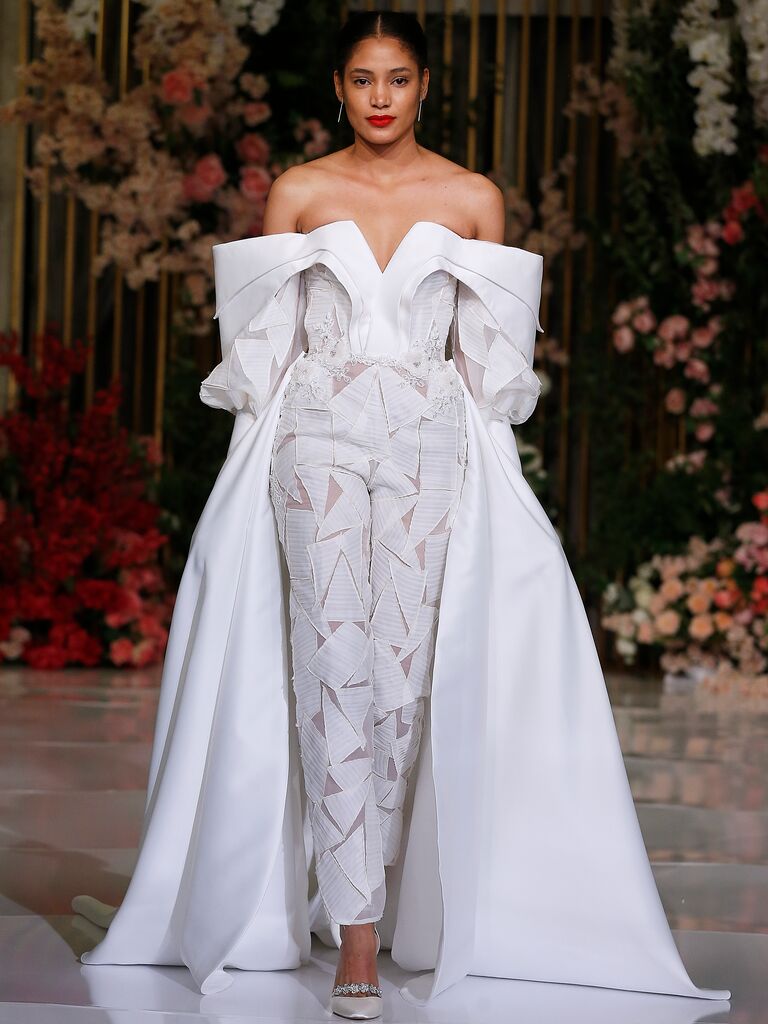 8 Wedding Dress Trends from Fall 2024 Bridal Fashion Week