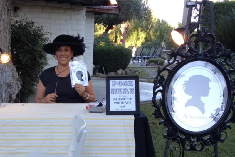 Kentucky derby party ideas - Silhouette artist