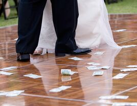 Monetary Wedding Gift Traditions Around the World