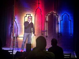Adam Minnick - Comedian - Cincinnati, OH - Hero Gallery 3