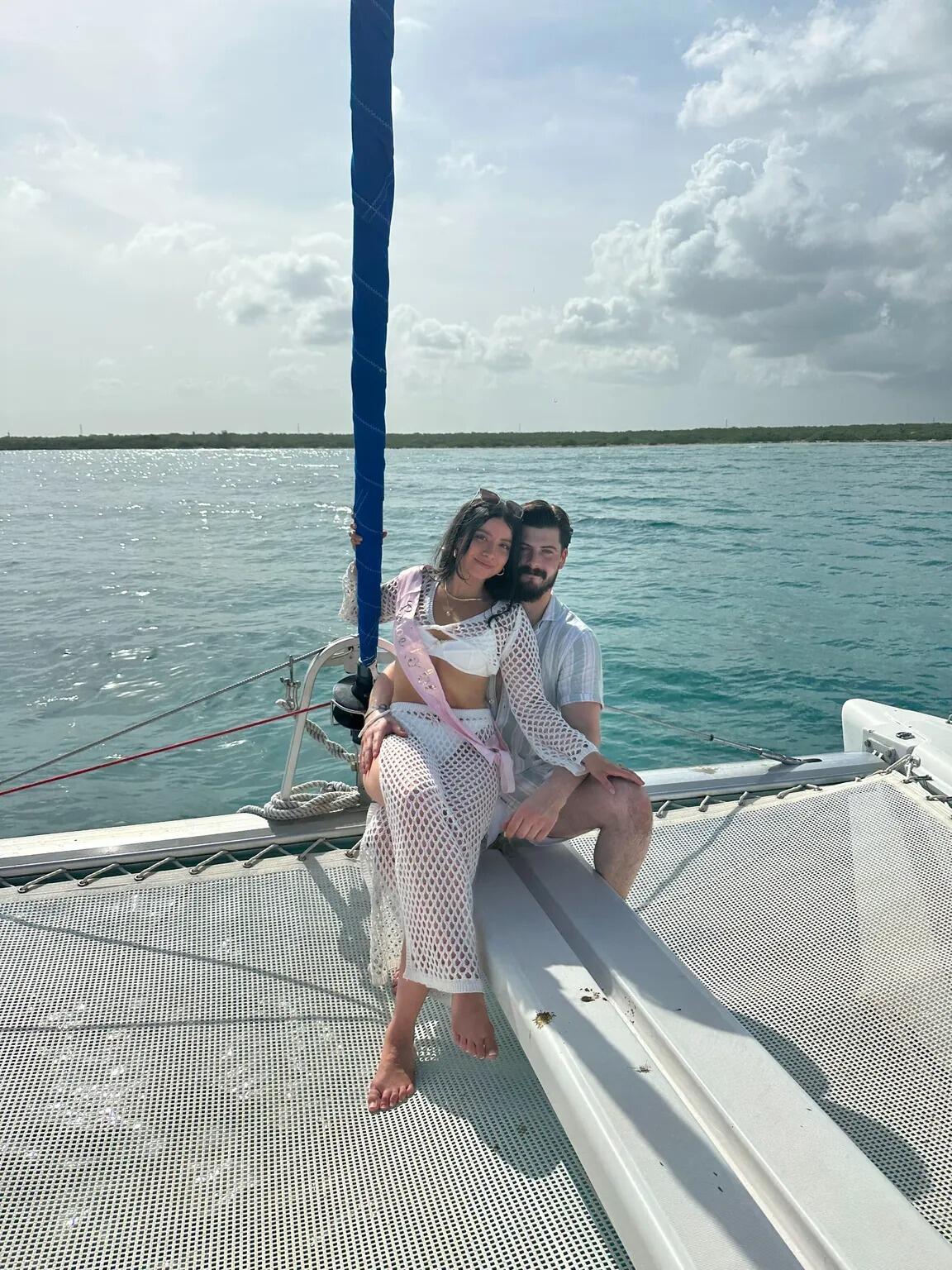 Nate and Andrea went on a combined bachelor & bachelorette trip in Tulum, Mexico with their closest friends. It was a great way to celebrate their final sendoff!