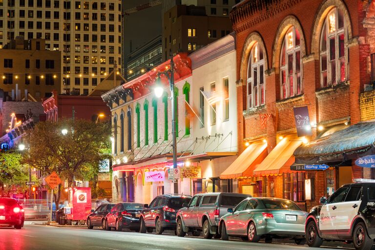 Austin Bachelorette Party Ideas - Bars and clubs at the famous Sixth Street music and entertainment district of downtown Austin, Texas