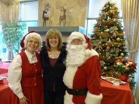 The Kringles (Santa & Mrs. Claus) - Santa Claus - North Vancouver, BC - Hero Gallery 3