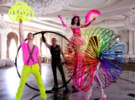 Cirque-tacular -New Jersey -Themed & Circus Events - Circus Performer - Red Bank, NJ - Hero Gallery 1