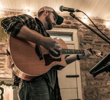 Dave McCullough Music - Acoustic Guitarist - Harrisburg, PA - Hero Main