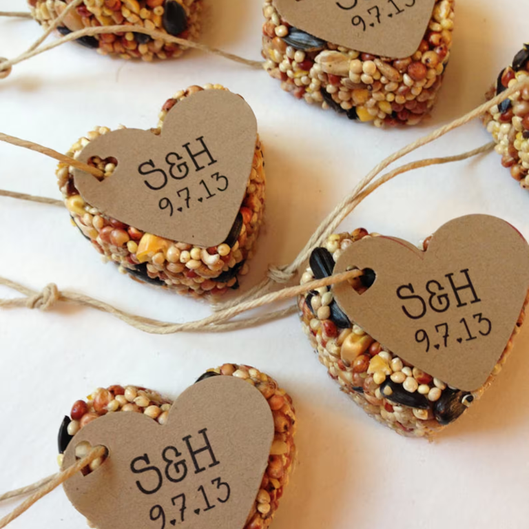Bird seed ornaments for your rustic wedding favors