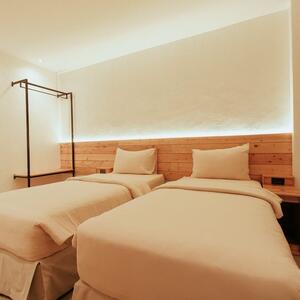 Gallery Photo 9