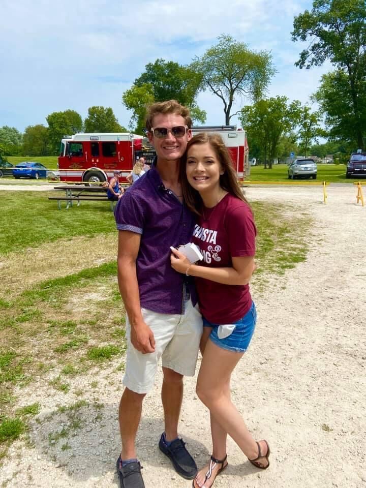 Our first picture together 💓