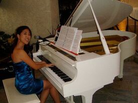 Diana Li Music - Singing Pianist - Mission Viejo, CA - Hero Gallery 2