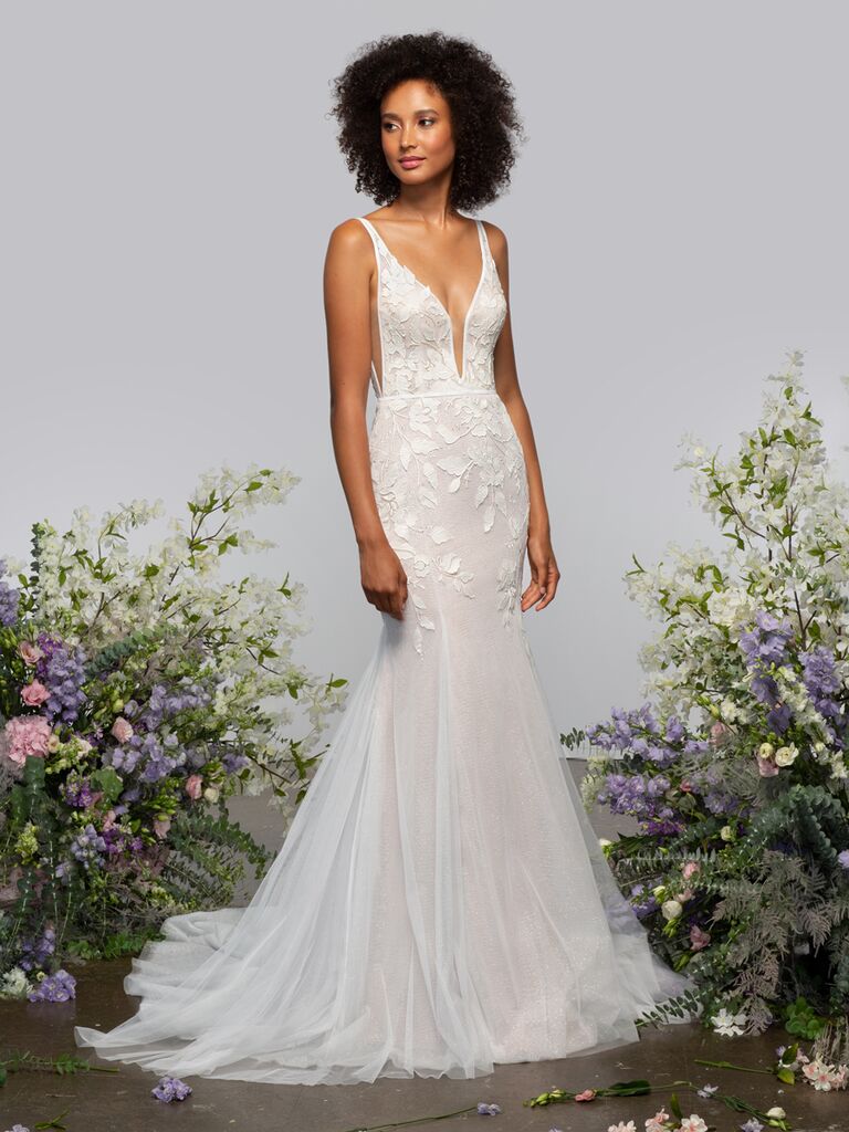 Hayley Paige Wedding Dresses From Fall 2020 Bridal Fashion Week