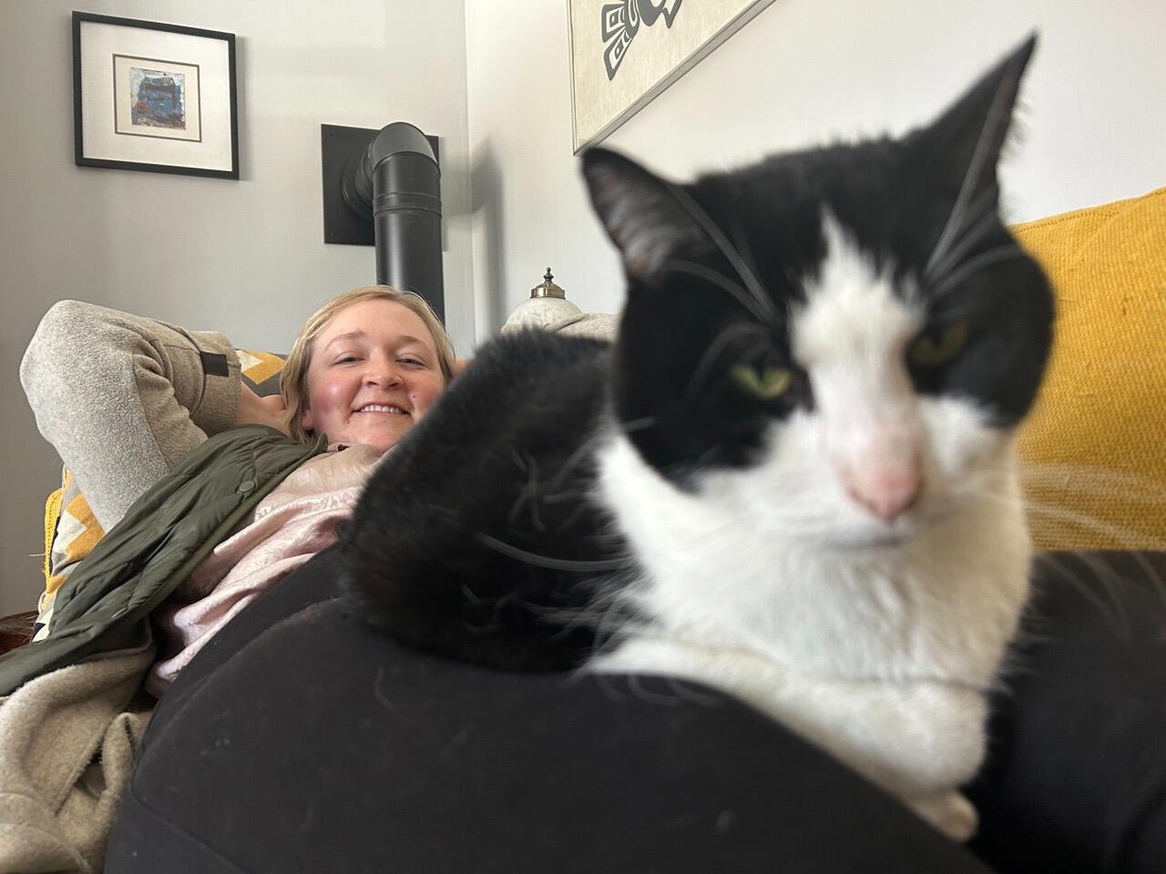 Thumper eventually accepts Emily into the family. 