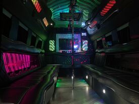 CharlotteLUX Executive Car & Bus Service - Party Bus - Charlotte, NC - Hero Gallery 4
