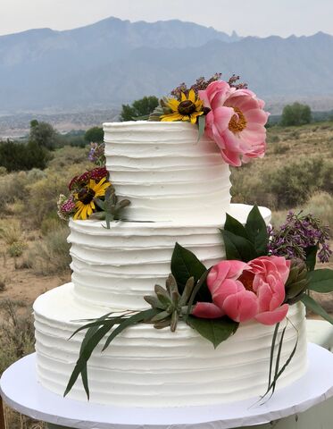 ABC Cake Shop Bakery Wedding Cakes Albuquerque NM   55468506 7a57 4887 91d4 D2f2d314c030~rs 373.480