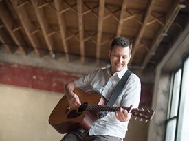 Zachary Johnson - Acoustic Guitarist - Minneapolis, MN - Hero Gallery 2
