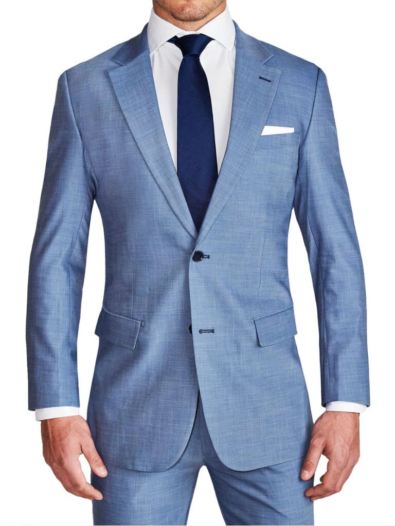 Light blue athletic build suit for father of the bride. 