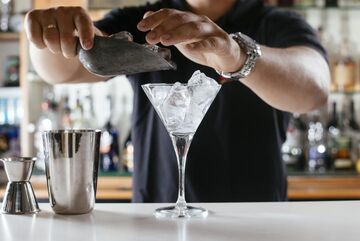 Tipsy Cup Bartender - Bartender - Manhattan, NY - Hero Main