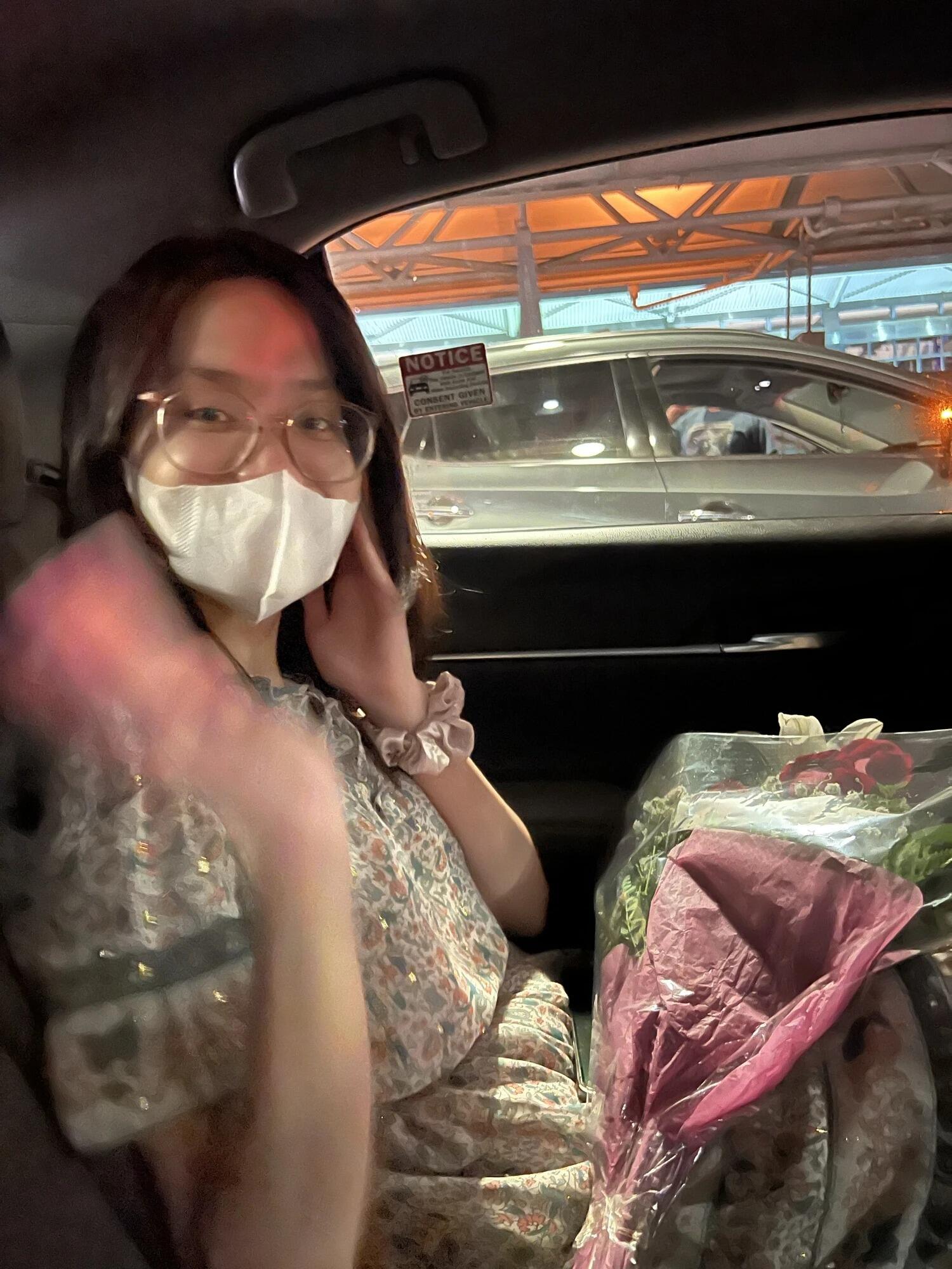 After that, Phuong Anh got accepted to the Master program in Boston and Duc relocated from Seattle to NYC so they could be close to each other. When they finally met for the first time at JFK, NY, the moment was magical... except Phuong Anh was so shy she refused to take her mask off. The entire Uber ride to the city? Mask on. The driver probably thought Duc was being catfished in real-time.
