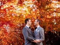 The Best Fall Engagement Photo Ideas to Celebrate the Season