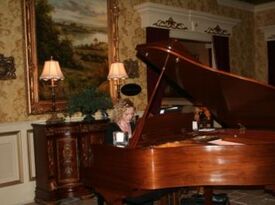 Beth Mankel - Pianist - Lexington, KY - Hero Gallery 2