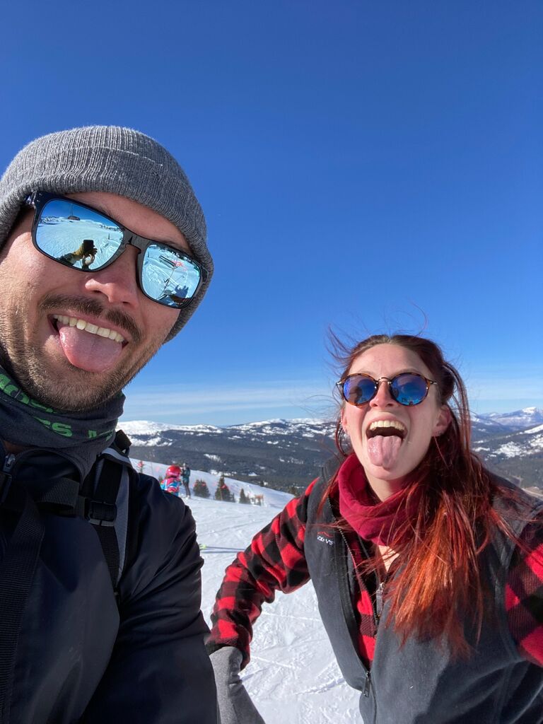 The Thanksgiving that Joey's smoked turkey hooked Rachel for life!
Finally, we ski as more than friends. 