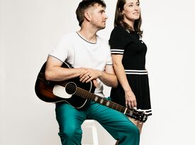 The January Lanterns - Cover Band - Chicago, IL - Hero Gallery 4