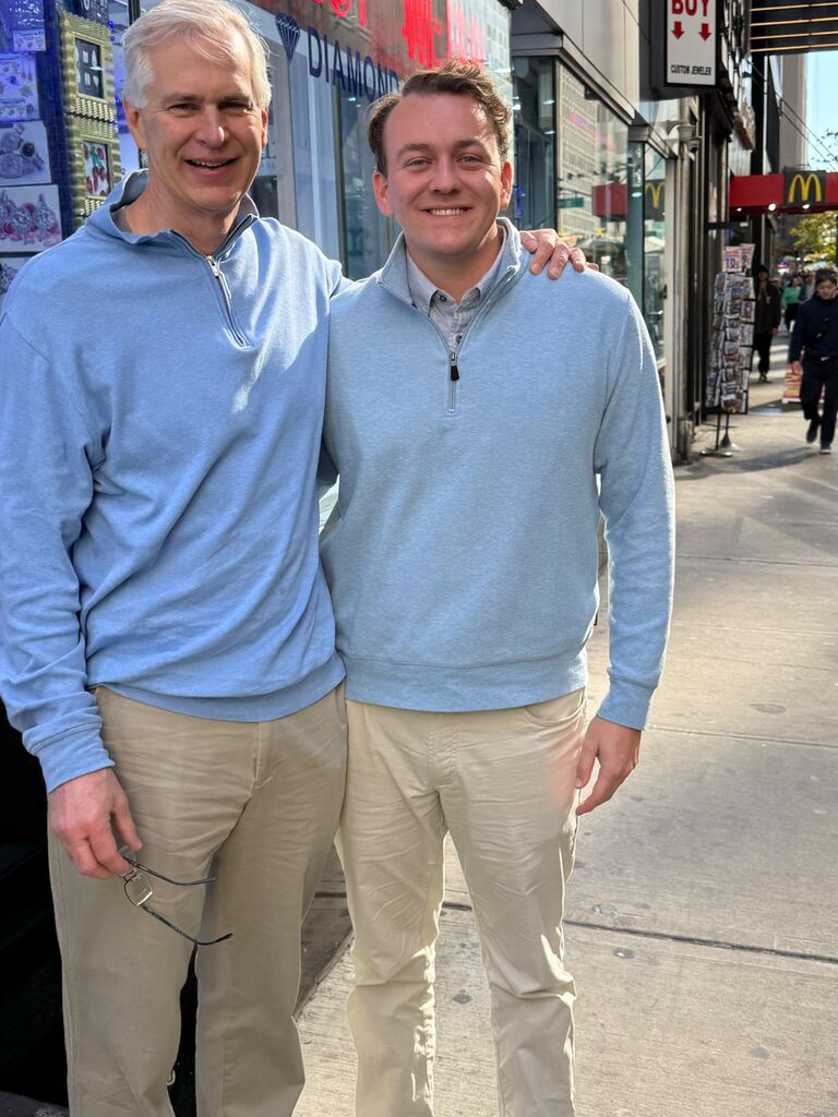 Courtney’s dad and Hennelly matching on accident in NYC. Great minds think *or dress* alike!