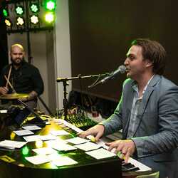 Felix and Fingers Dueling Pianos, profile image