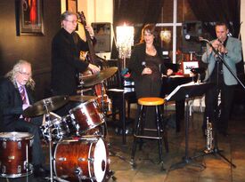 Lori Viola Jazz & Variety Band - Jazz Band - Toronto, ON - Hero Gallery 3