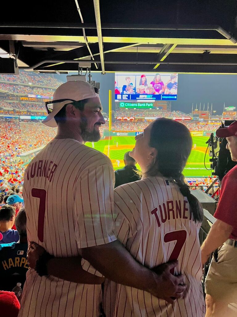 First time Rob openly wore a Phillies jersey!