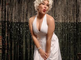 Demi Does Marilyn - Marilyn Monroe Impersonator - Mobile, AL - Hero Gallery 4