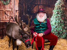 National Santa Agency - Santa Denver - Santa Claus - Chattanooga, TN - Hero Gallery 3