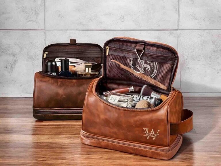 Hanging toiletry bag gift for groom from groomsman