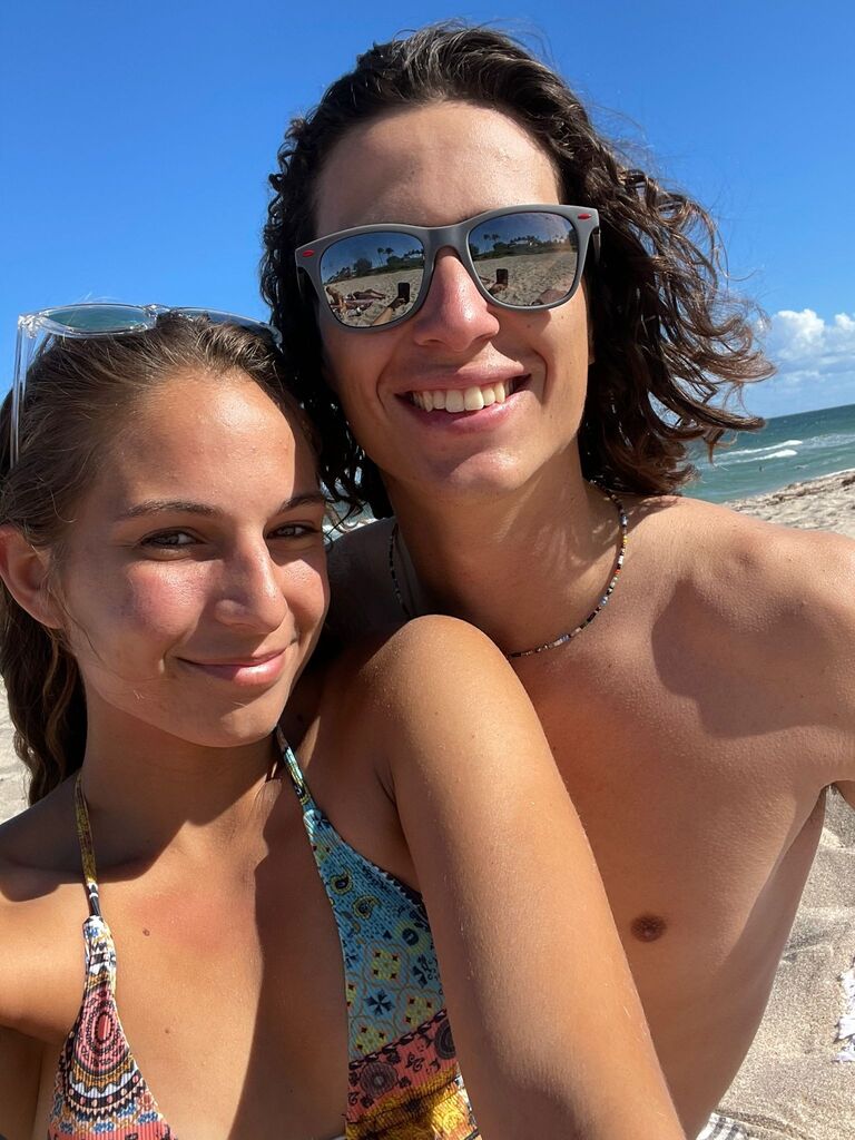 Ethan moved to Florida to be with Sadie - no more long distance!