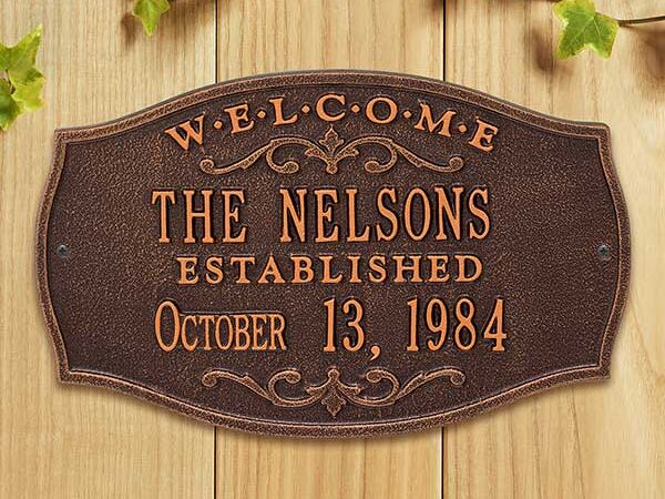 Personalized welcome plaque gift idea for 40th anniversary. 