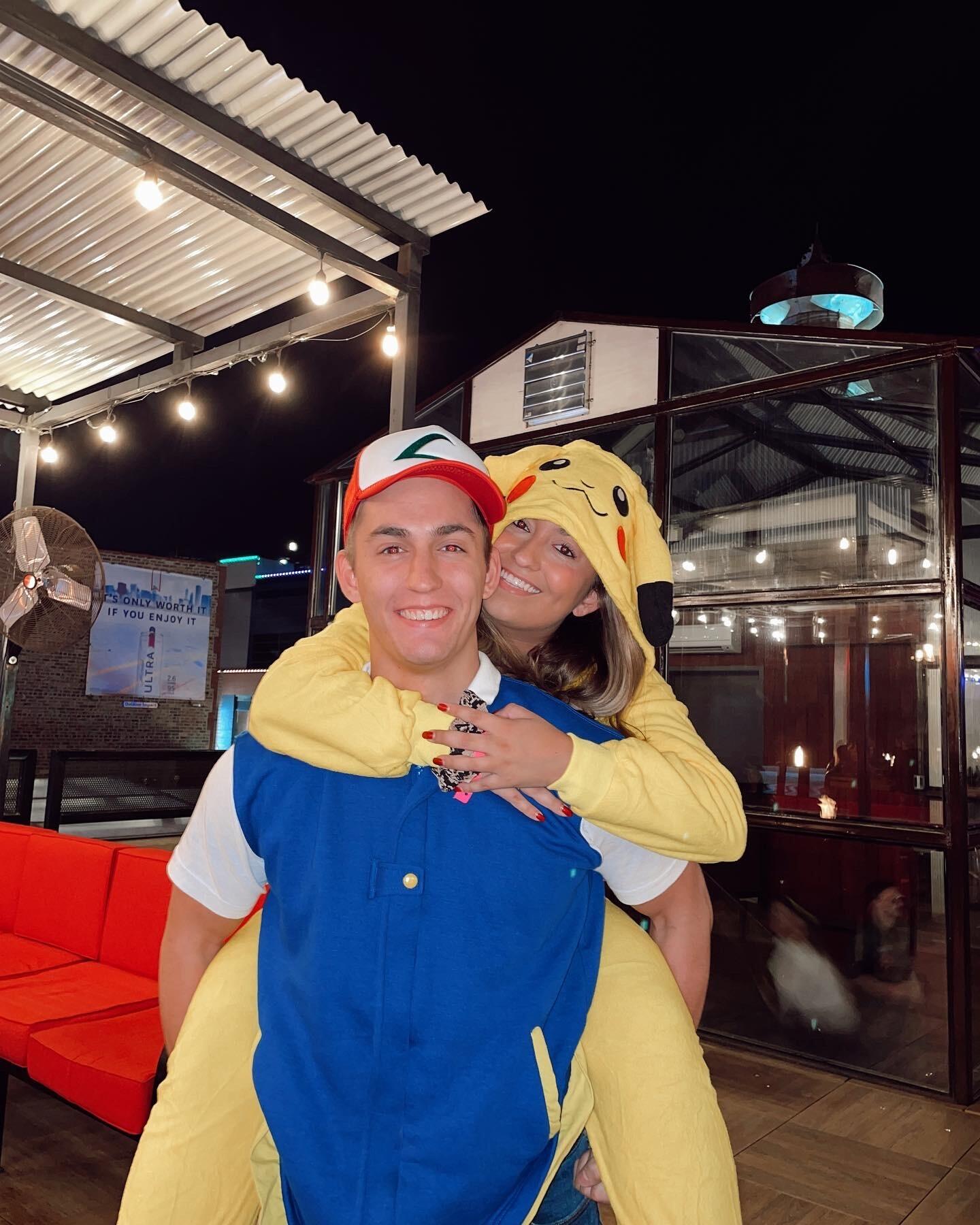 An adorable couples costume 