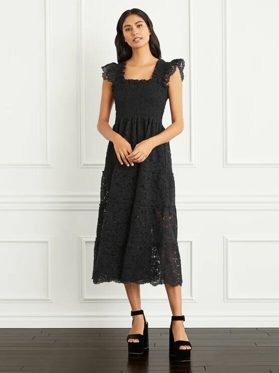Midi lace dress with cap sleeves