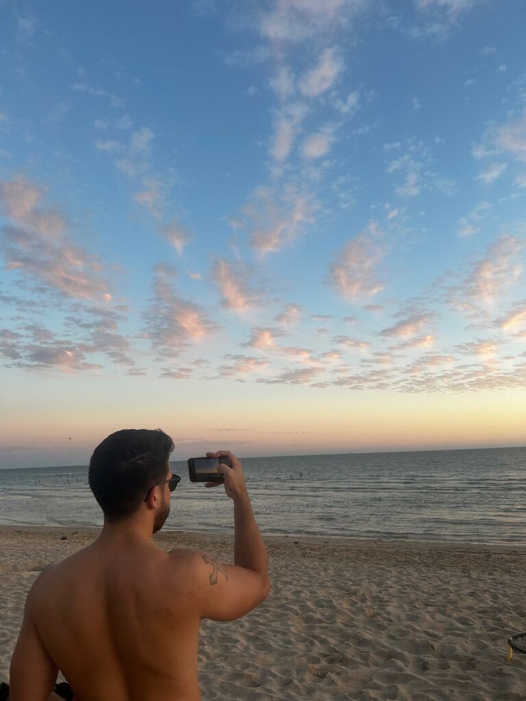 Joshua takes Ariel to his lifelong favorite spot, Rocky Point, Mexico with his family. 