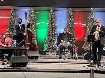 Jazz Band for Holiday Parties - Jazz Band - Sacramento, CA - Hero Main