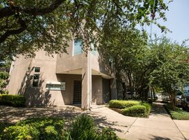 Gremillion & Co Fine Art, Inc - Annex Building - Gallery - Houston, TX - Hero Gallery 4