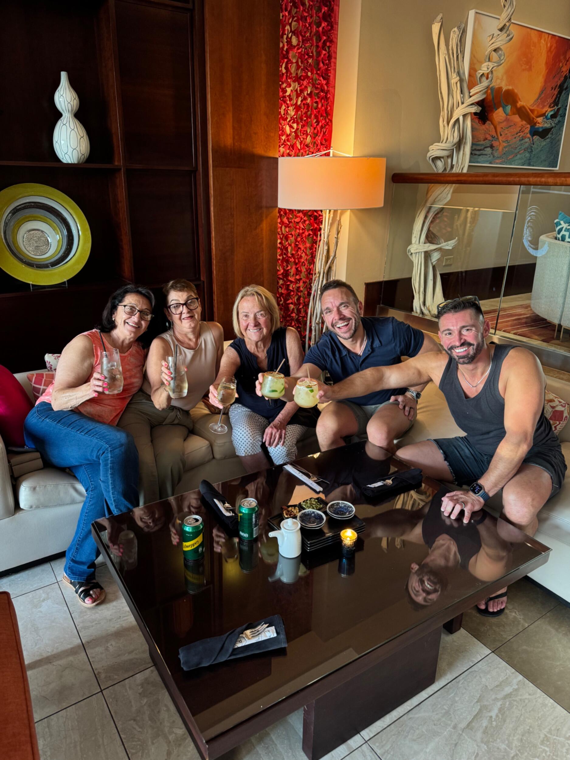 AUA -  The Ritz-Carlton, Palm Beach, Aruba