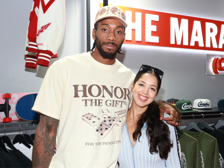 Kawhi leonard family history online