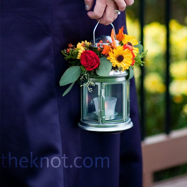 lantern bridesmaid bouquets