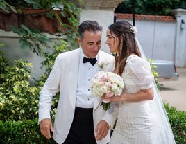 Andy Garcia and Adria Arjona in Father of the Bride remake