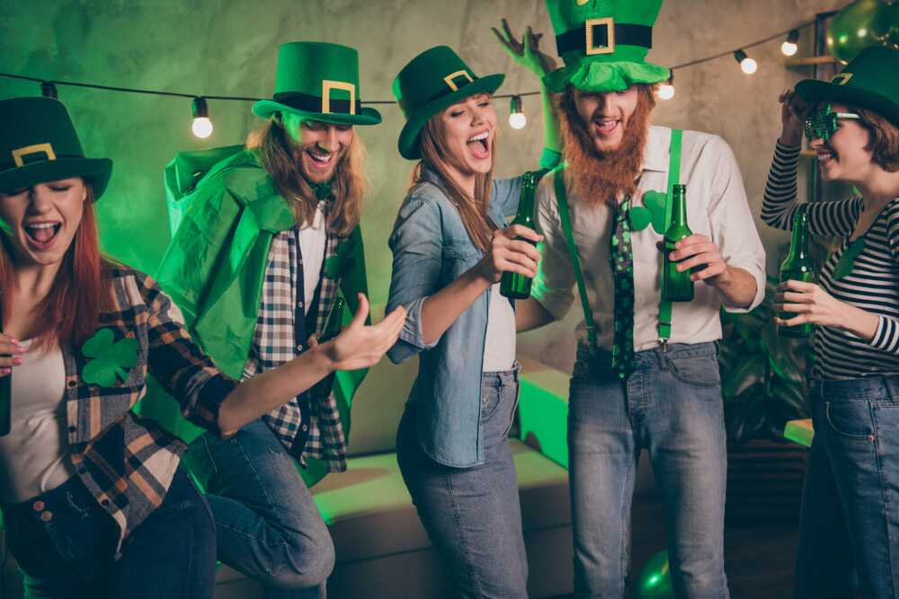 We like celebrating. Funky группа фото. Irish Culture. Irish funs.