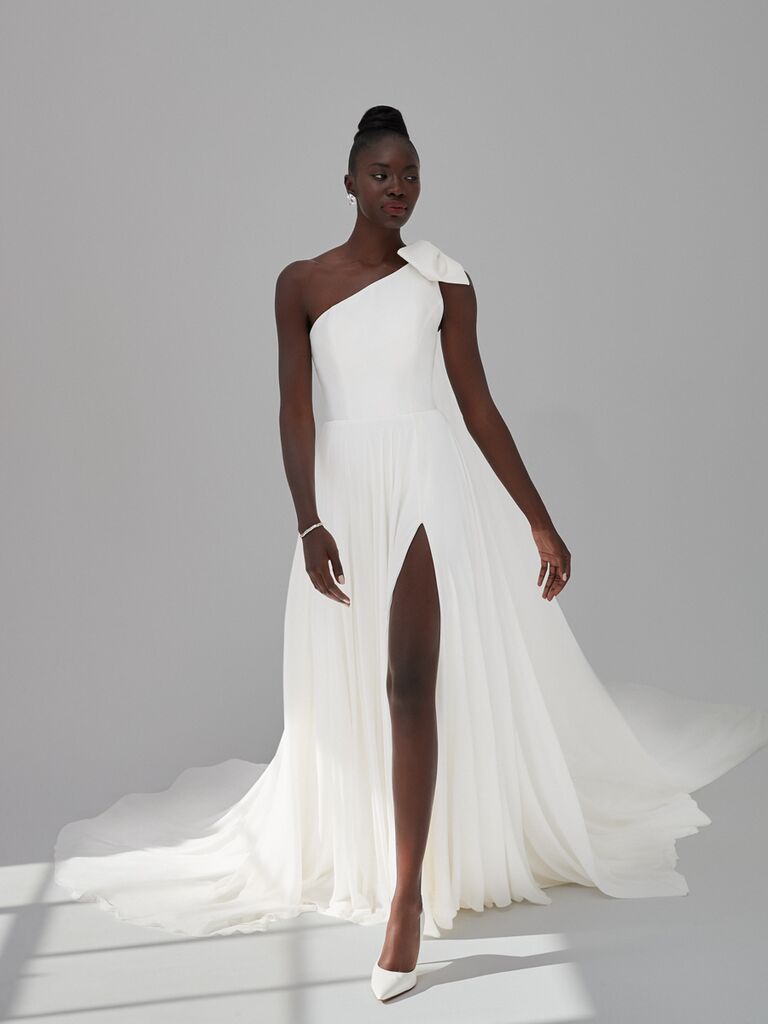 See Justin Alexander Signature's New Wedding Dresses