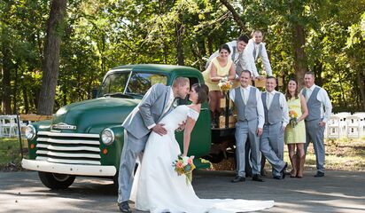 The Yellow Barn Reception Venues Olathe Ks
