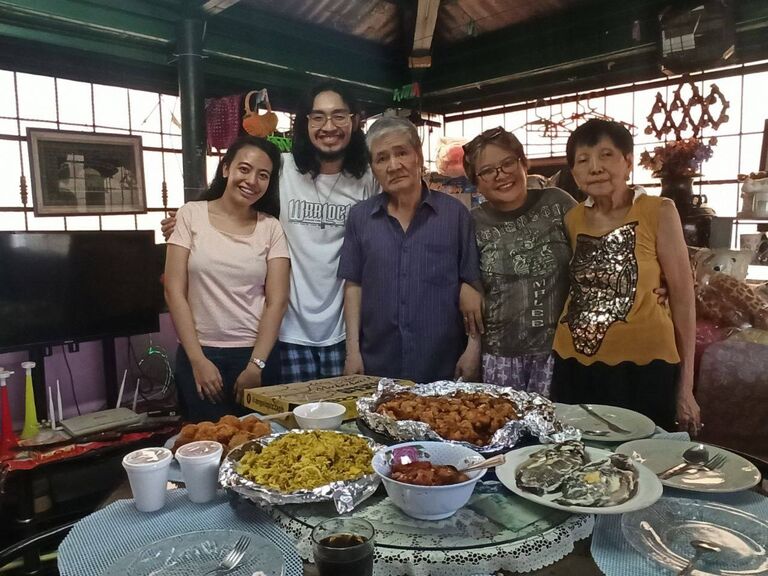 Dolly finally met Arbhen's family. Since then, Mommy Violy (Arbhen's grandma) always made sure Dolly goes home with tubs of kare kare, biko, menudo, and other goodies every time she visits Arbhen's home.