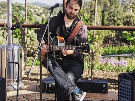 Daniel Newheiser - Singer Guitarist - San Diego, CA - Hero Gallery 1
